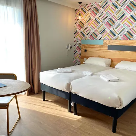 Greet Coeur Des Landes Hotel *